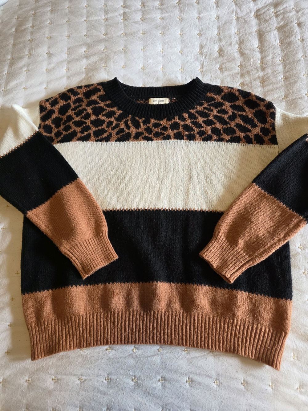 Umgee Black and Brown Patterned Knit Crewneck Sweater